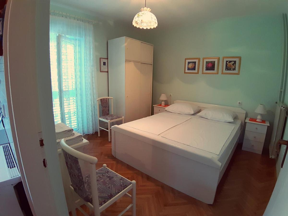 F• R• I• E• N• D• S• Bed & Breakfast Novalja Ngoại thất bức ảnh